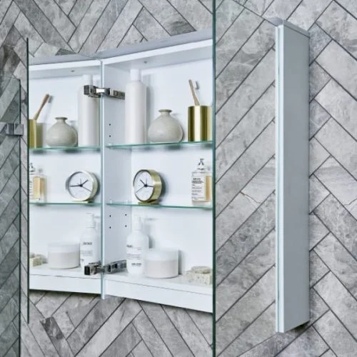 Spegilskápar og yfirskápar